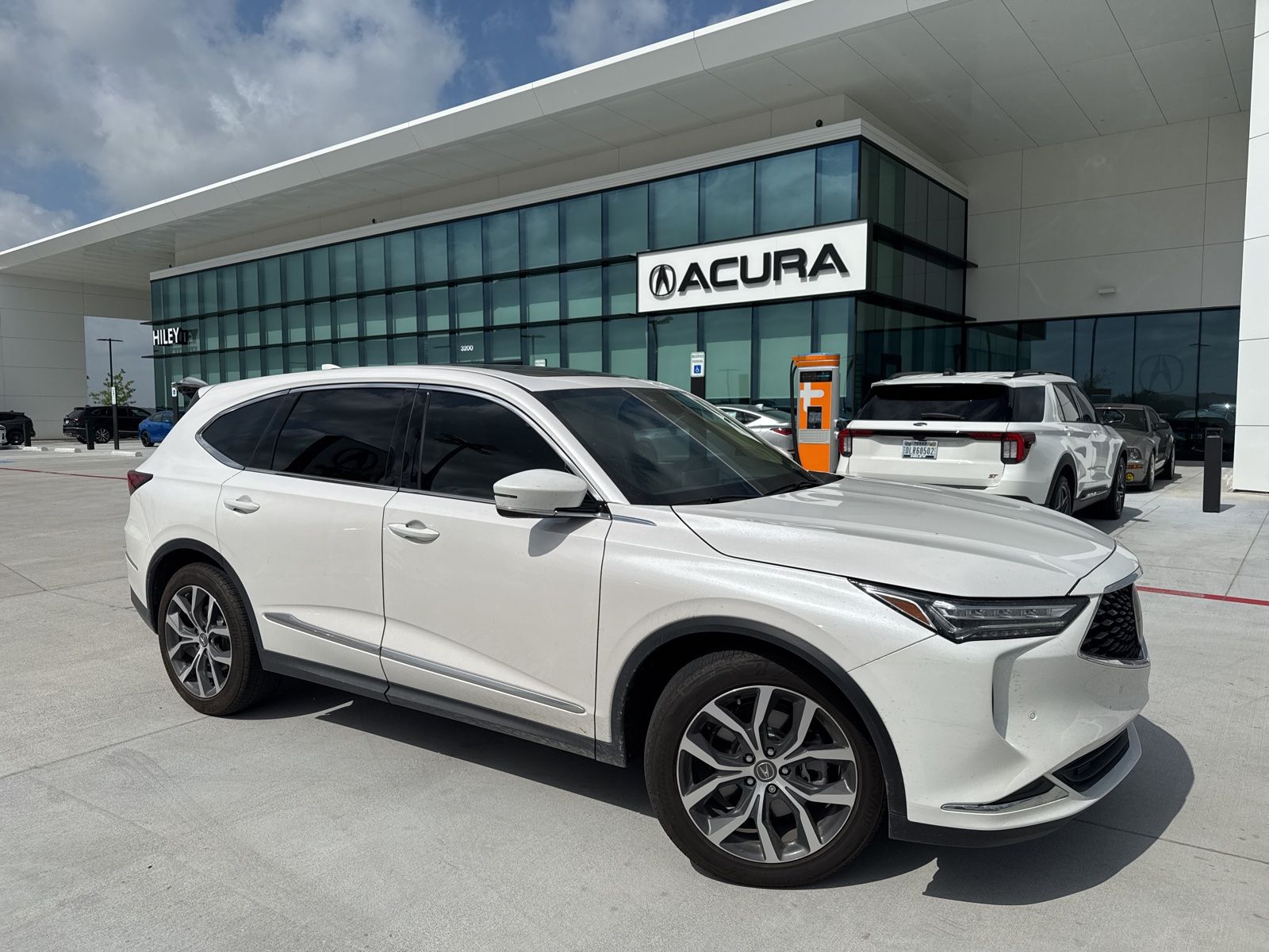 2024 Acura MDX w/Technology Package's photo