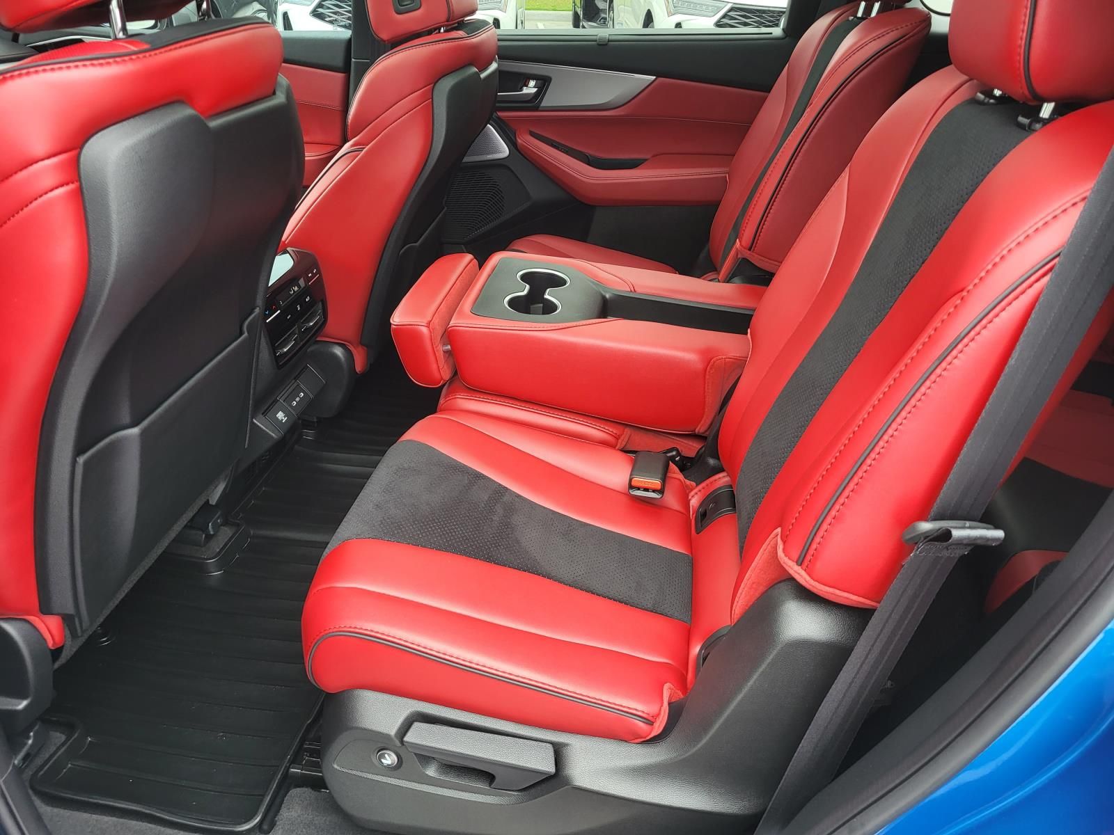 2026 Acura MDX A-Spec Package - Photo 13