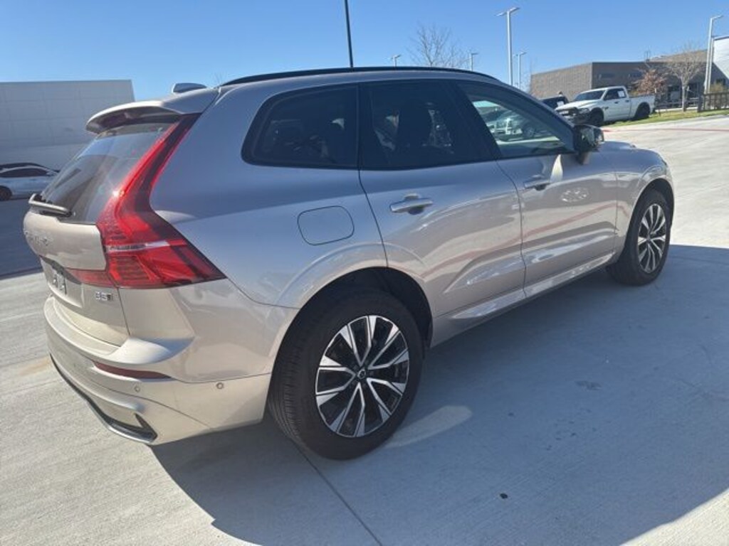 Used 2025 Volvo XC60 B5 Plus SUV