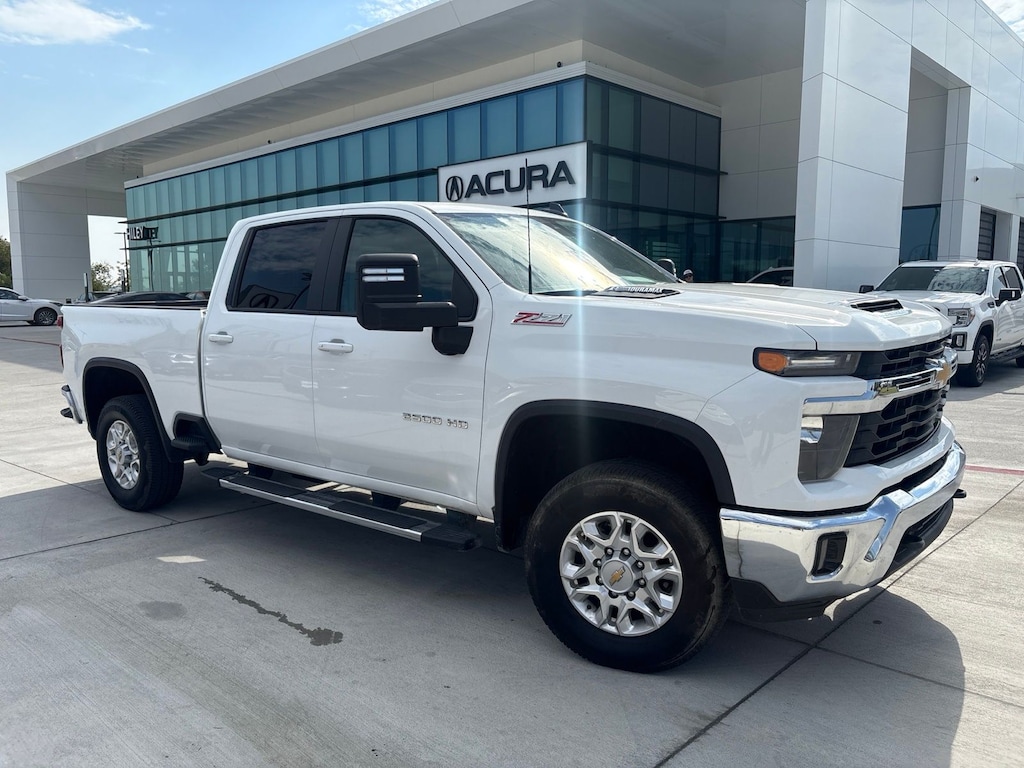 Used 2025 Chevrolet Silverado 2500 HD LT Truck Crew Cab