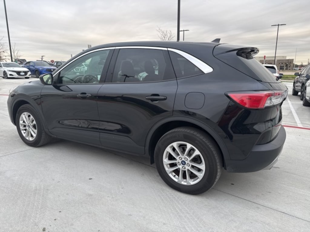 Used 2022 Ford Escape SE SUV