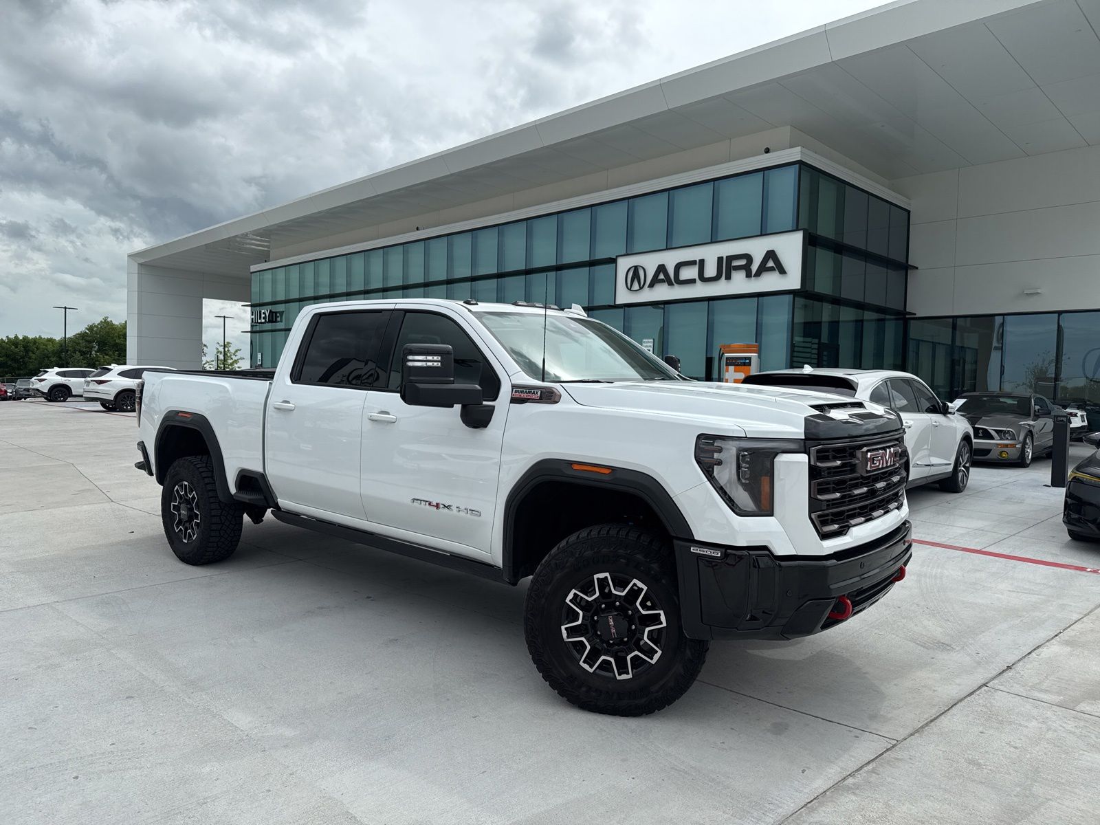 2026 GMC Sierra 4WD Crew Cab Standard Box AT4X's photo