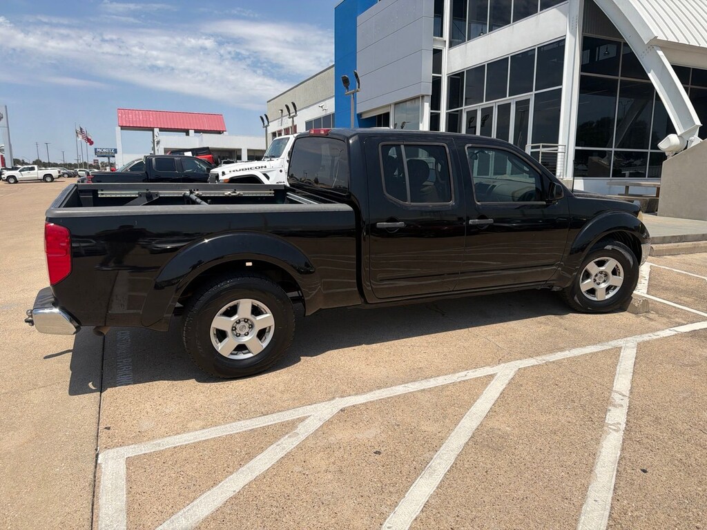 Used 2008 Nissan Frontier SE Truck Crew Cab