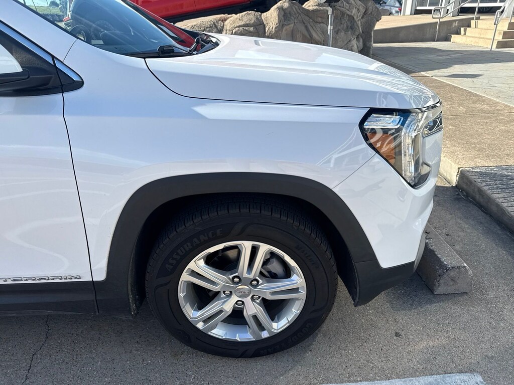 Used 2022 GMC Terrain SLE SUV