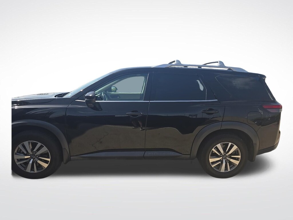 Used 2022 Nissan Pathfinder SL SUV