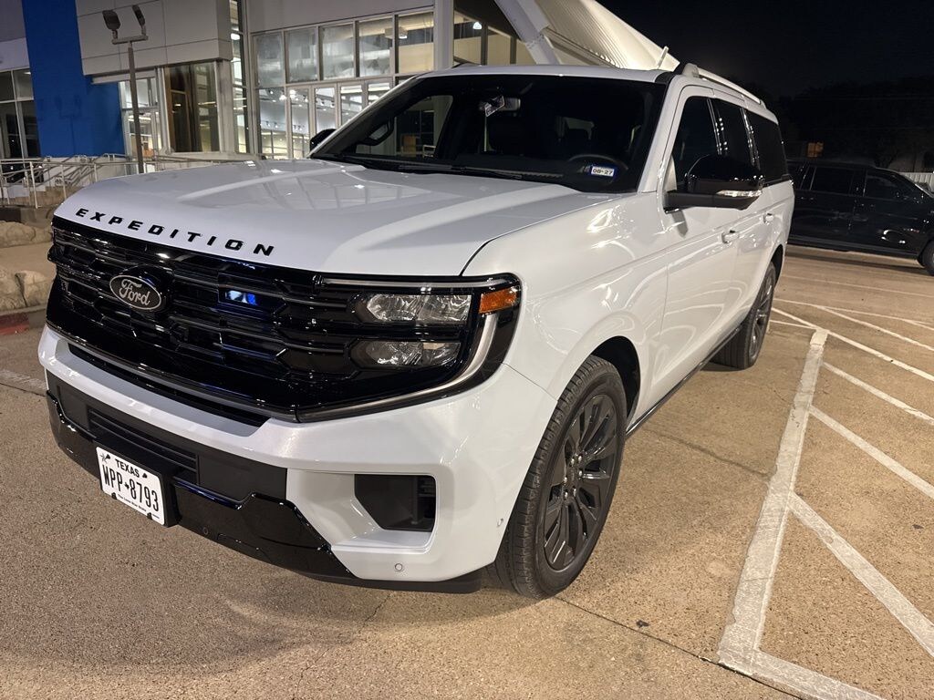 Used 2025 Ford Expedition Max Platinum SUV