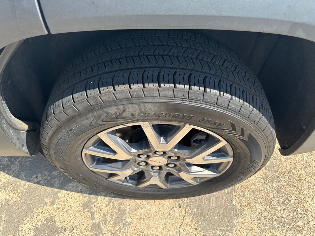 Used 2023 GMC Acadia SLT SUV