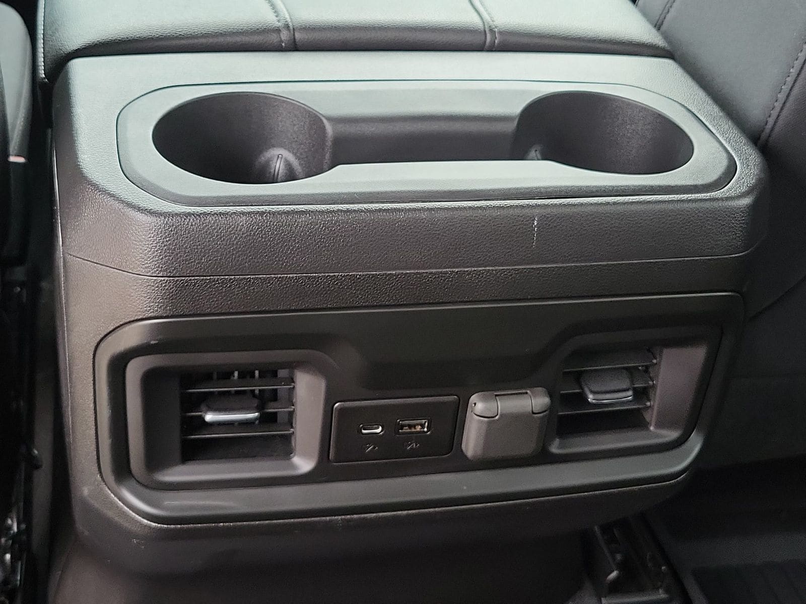 2022 Chevrolet Silverado 1500 Limited LT Trail Boss - Photo 20