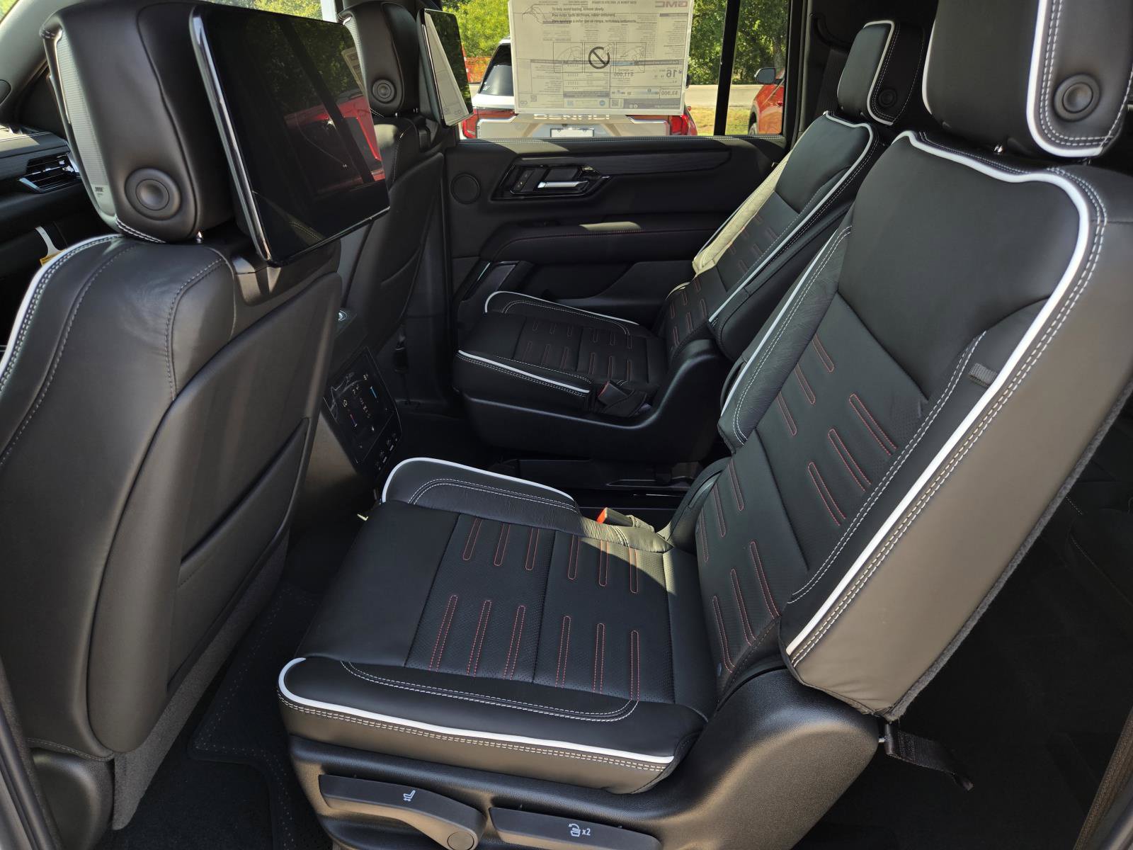 New 2026 GMC Yukon XL AT4 Ultimate SUV