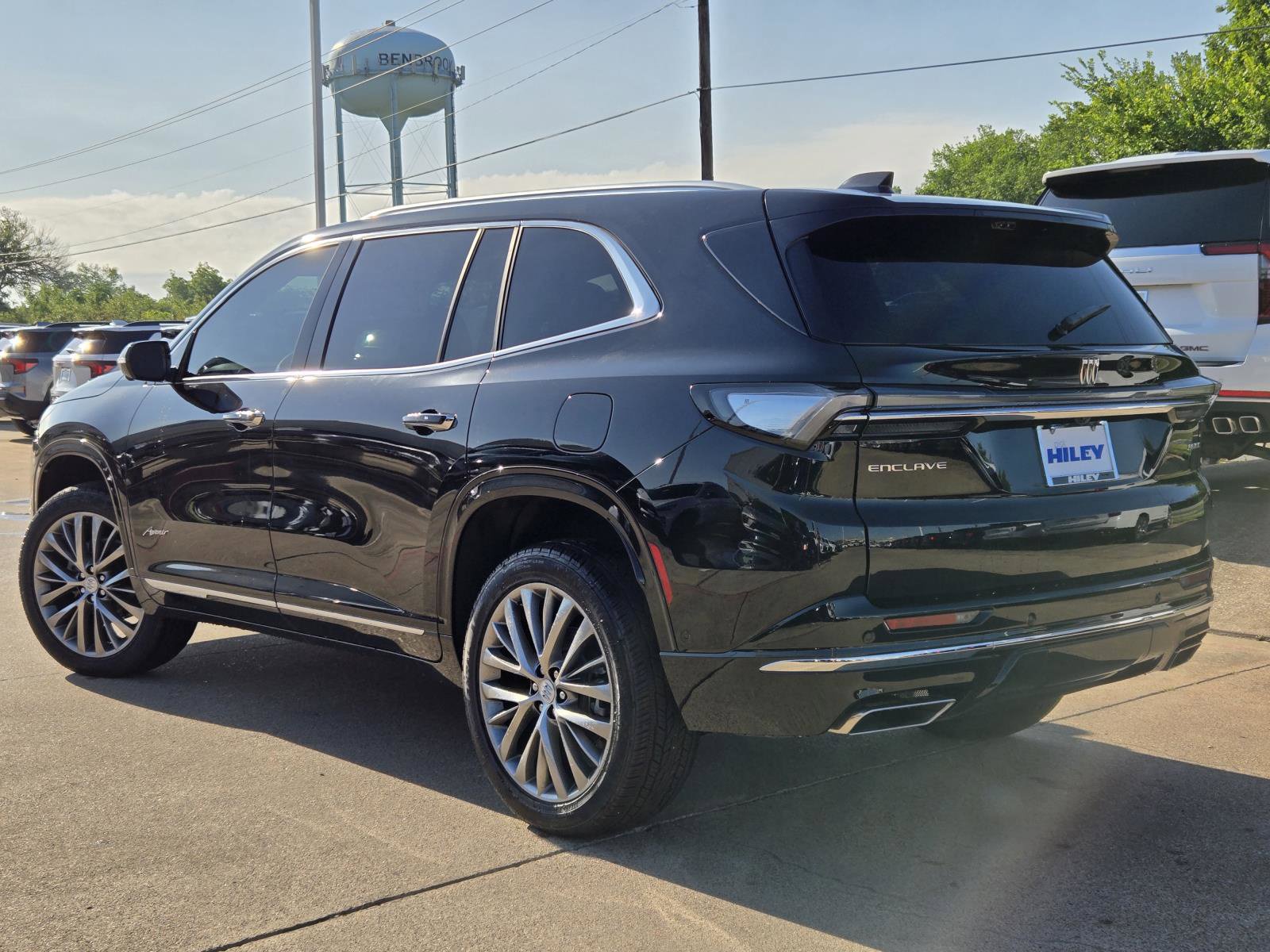 New 2026 Buick Enclave Avenir SUV