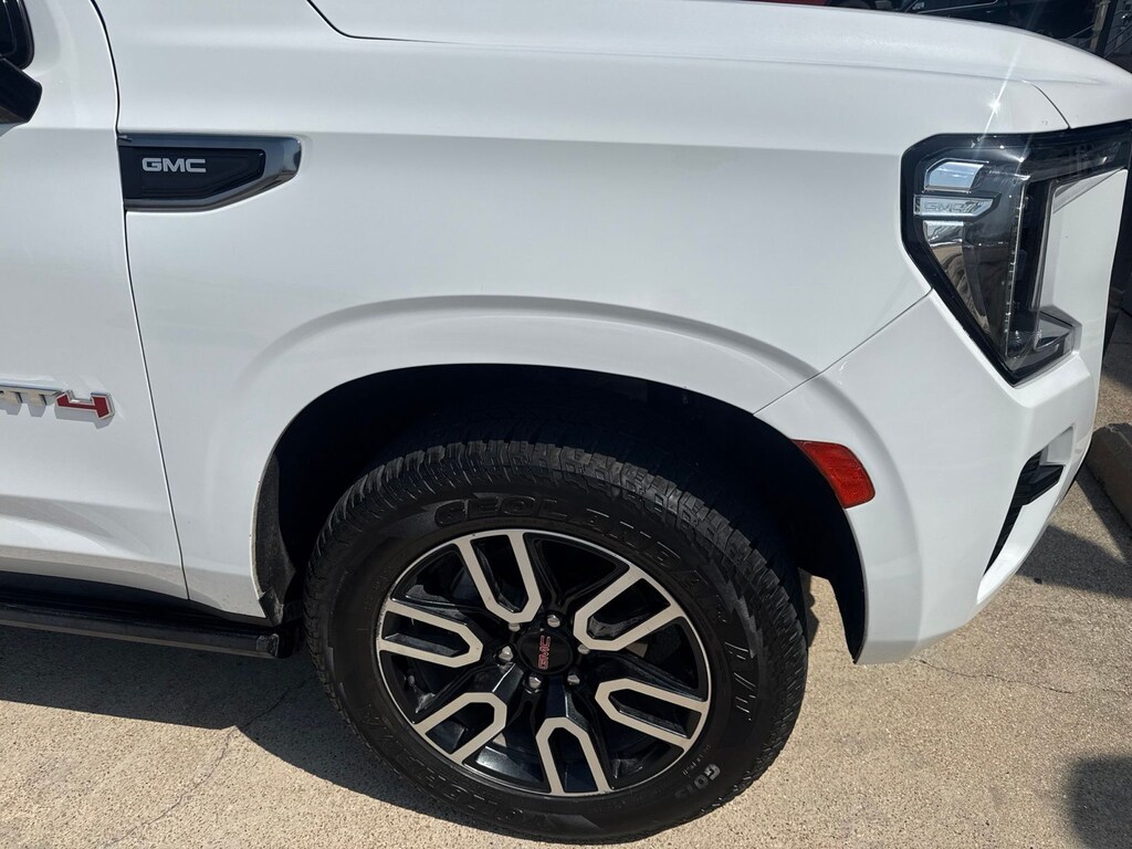 Used 2021 GMC Yukon XL AT4 SUV