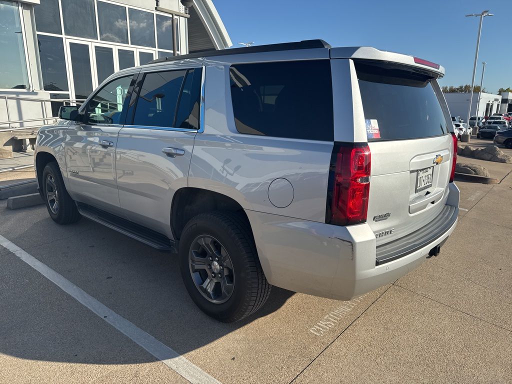 2018 Chevrolet Tahoe LS photo 3