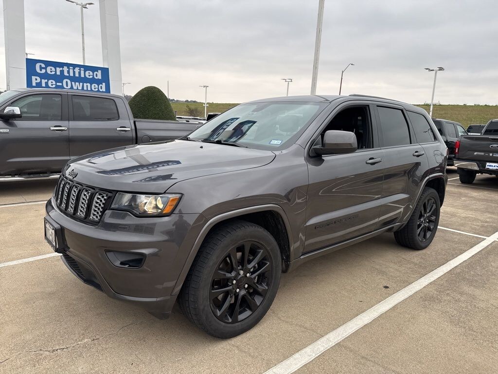 Used 2021 Jeep Grand Cherokee Laredo SUV