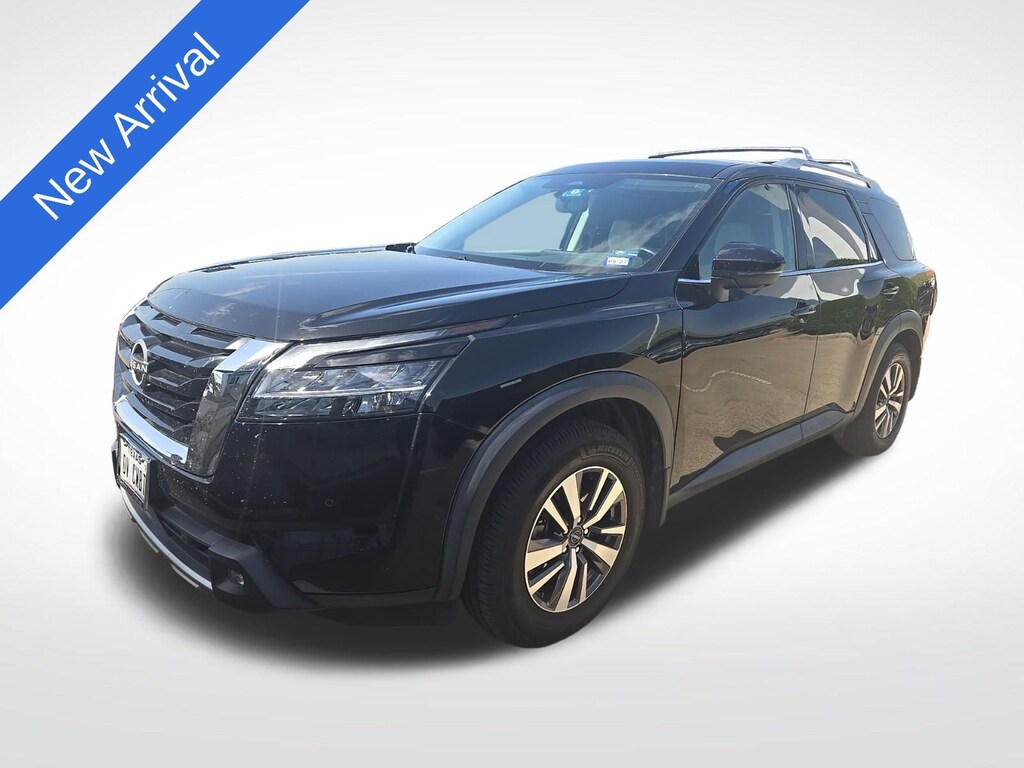 Used 2022 Nissan Pathfinder SL SUV
