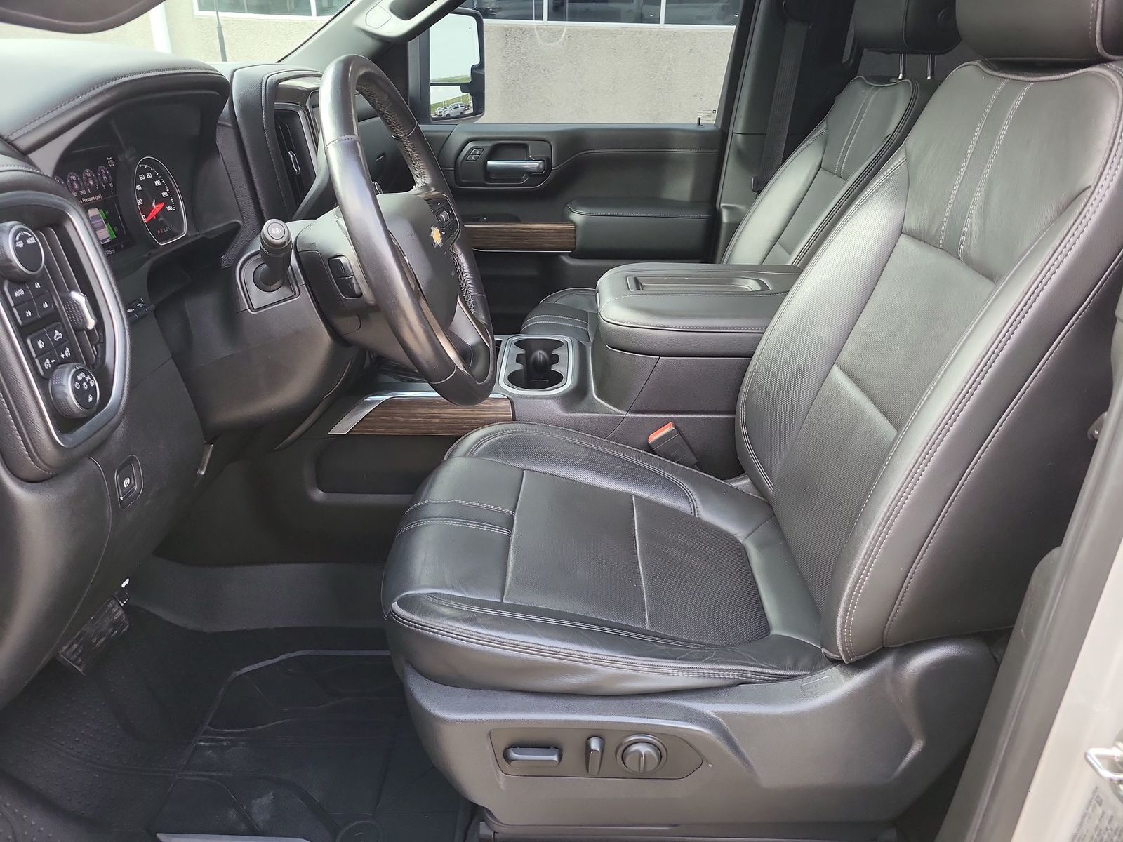 2020 Chevrolet Silverado 2500HD High Country - Photo 20