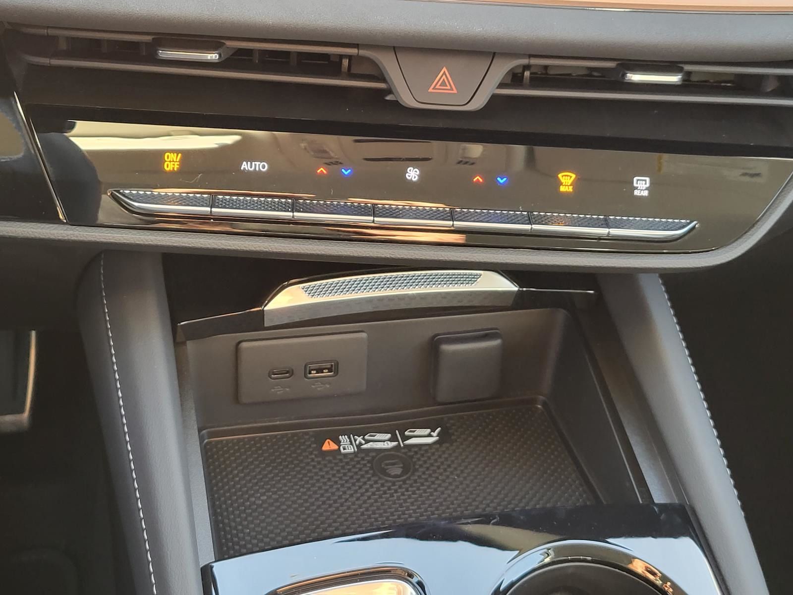 2026 Buick Envision Sport Touring - Photo 10