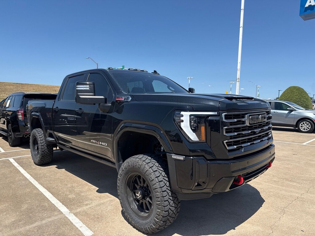 Used 2025 GMC Sierra 2500 HD AT4 Truck Crew Cab