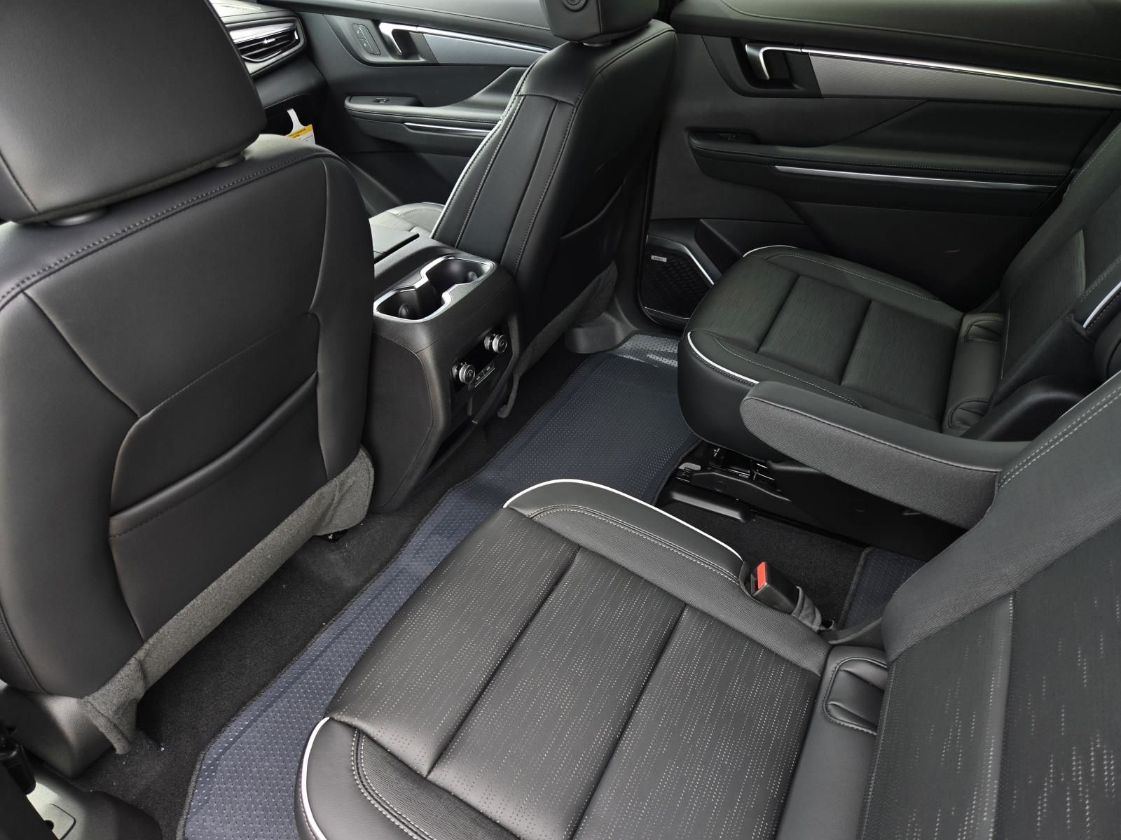 2026 Buick Enclave Sport Touring - Photo 6