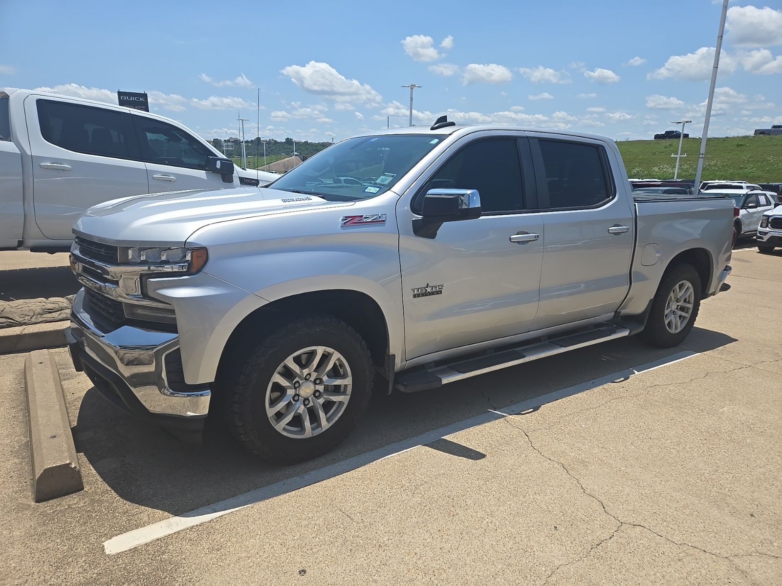 2020 Chevrolet Silverado 1500 LT 4X4 Crew Cab Short Box's photo