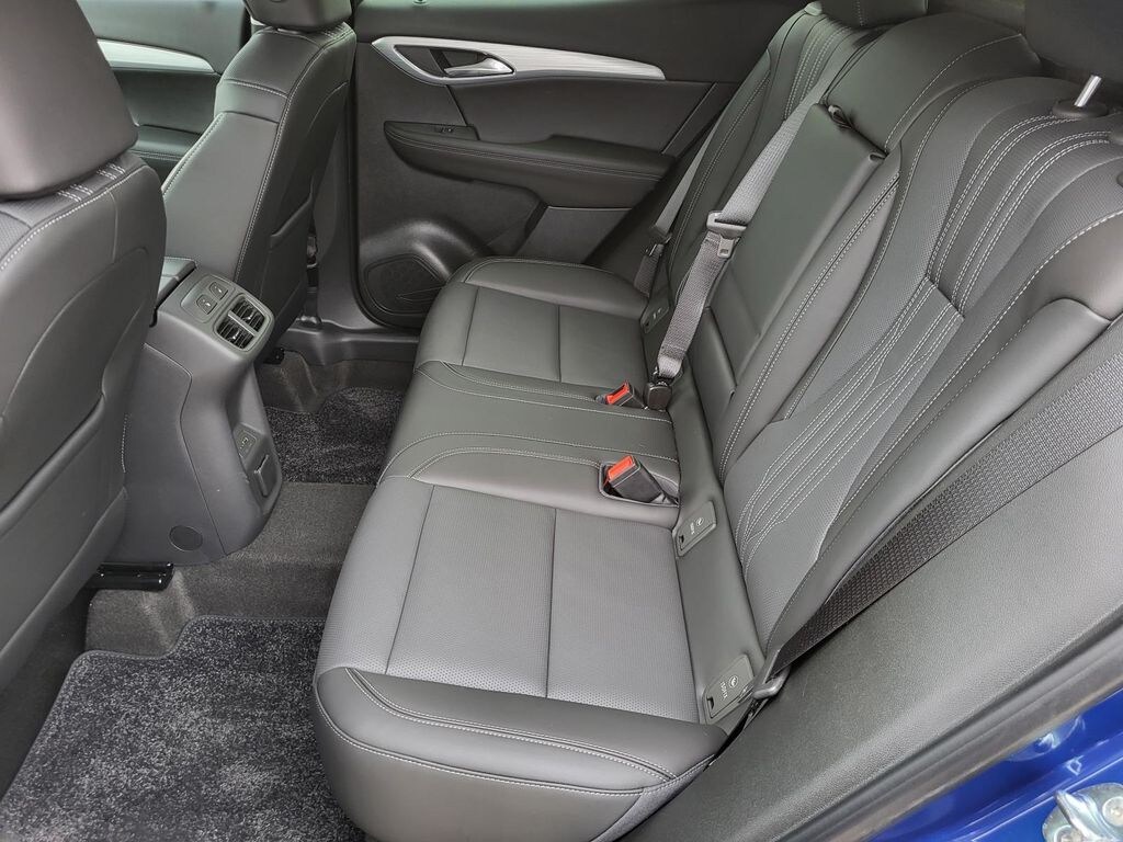 New 2025 Buick Envision Avenir SUV