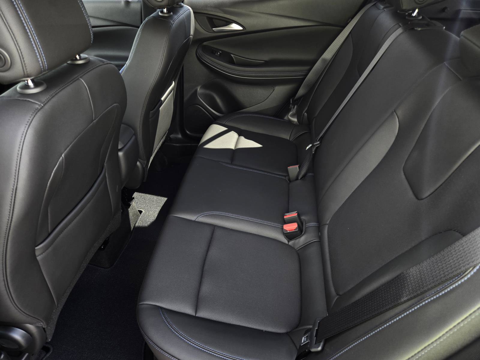 New 2026 Buick Encore GX Sport Touring SUV