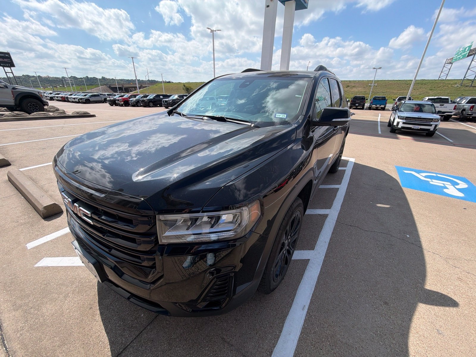 2023 GMC Acadia