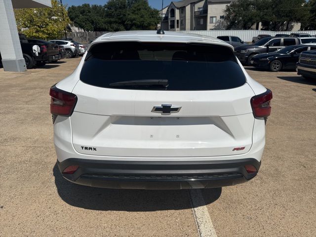 2024 Chevrolet Trax photo 4