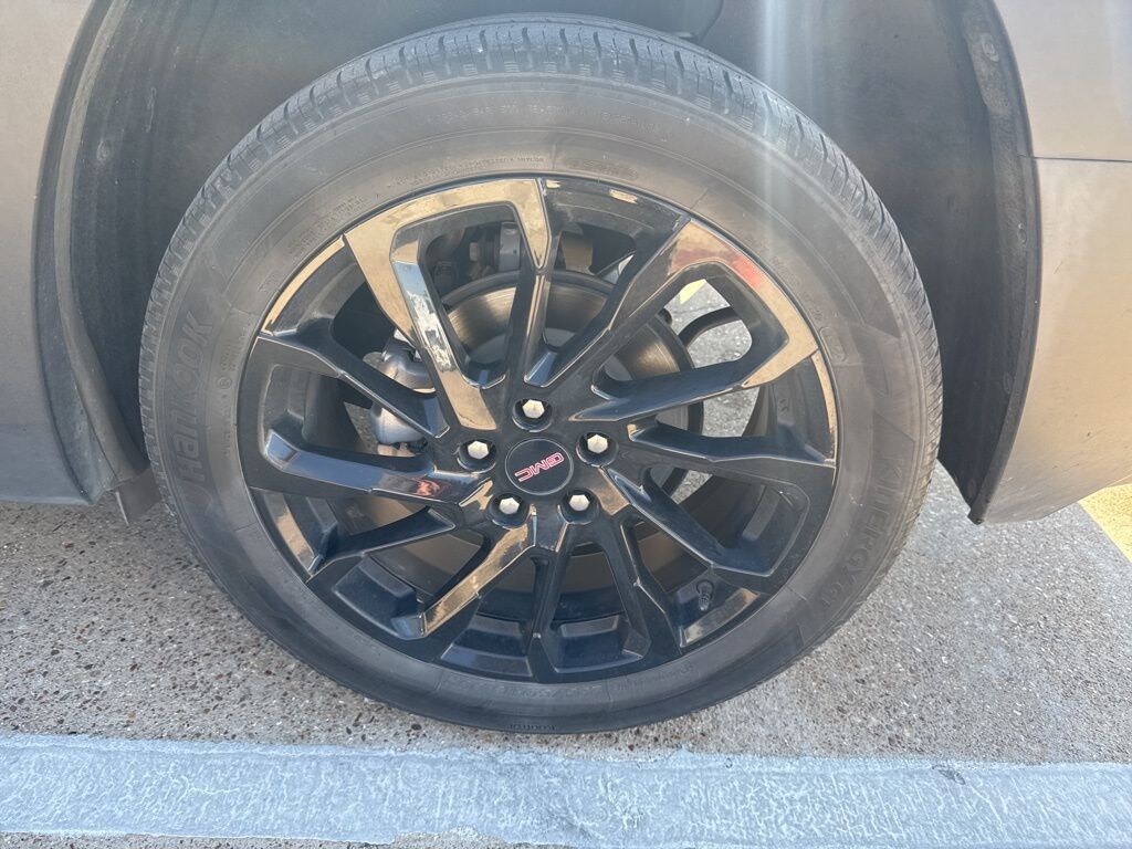 Used 2023 GMC Terrain SLT SUV