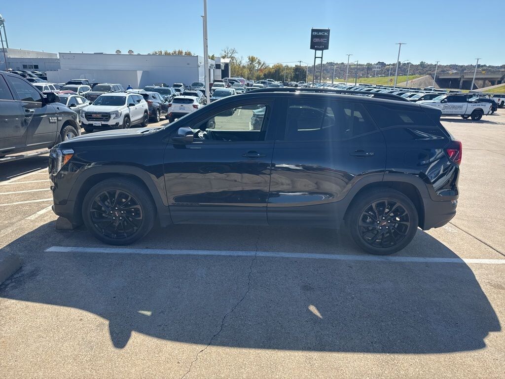 Used 2023 GMC Terrain SLT SUV