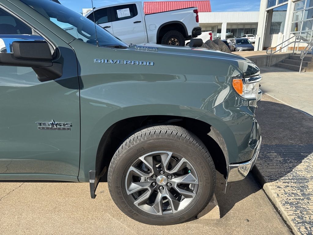 Used 2025 Chevrolet Silverado 1500 LT w/1LT Truck Crew Cab