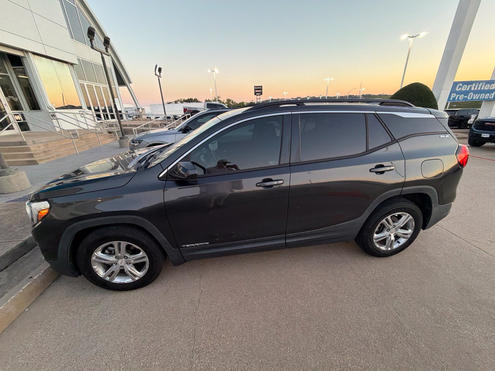 Used 2018 GMC Terrain SLE SUV