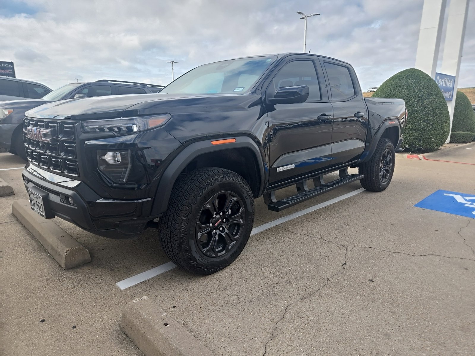 2025 GMC Canyon Elevation