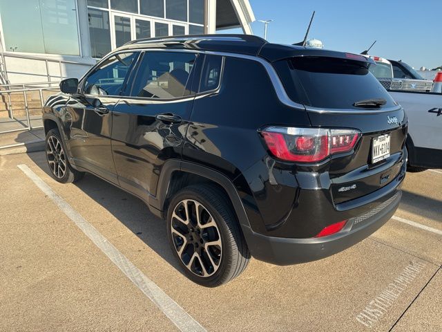 2017 Jeep Compass Limited photo 2