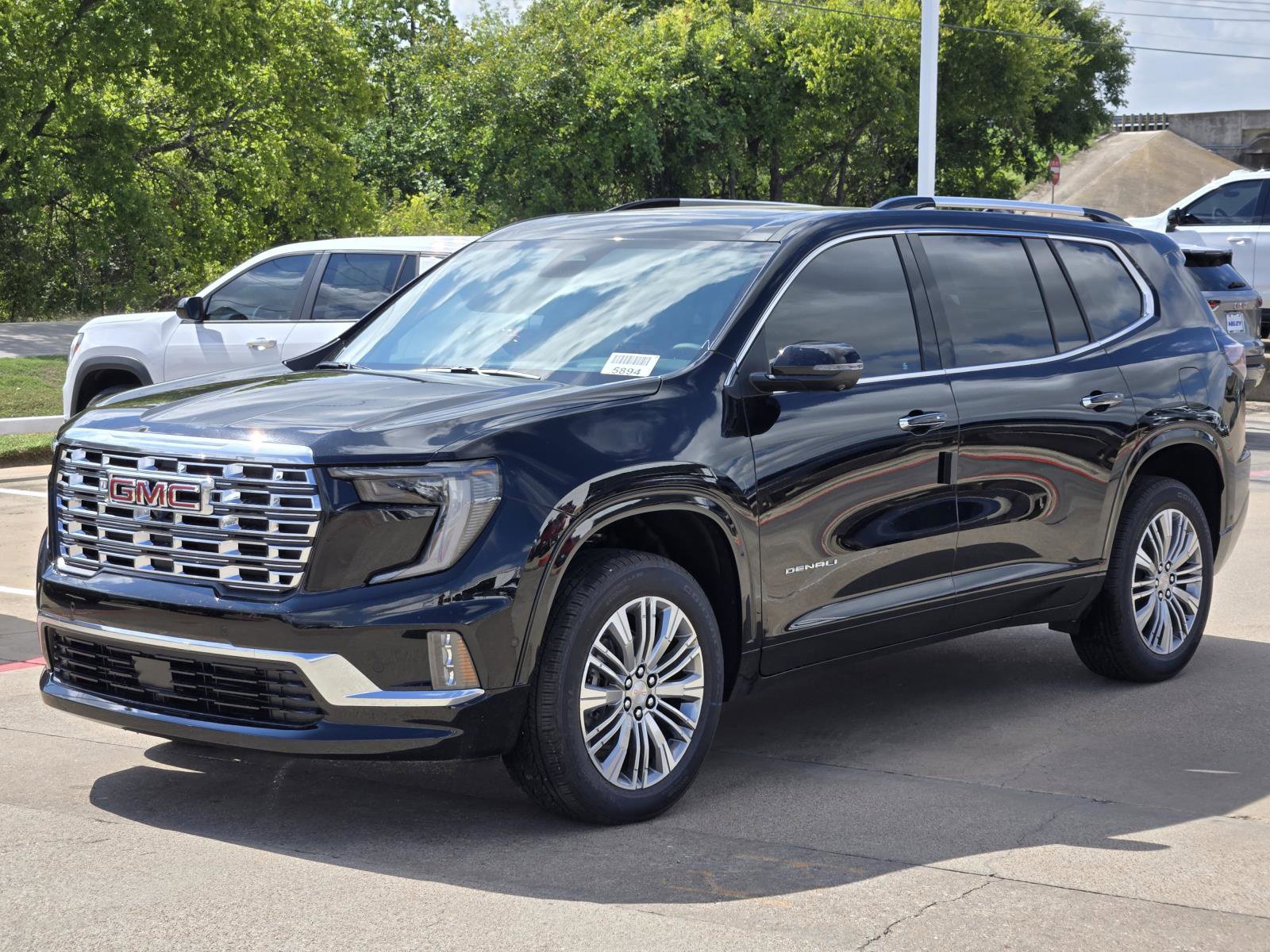 New 2027 GMC Acadia Denali SUV