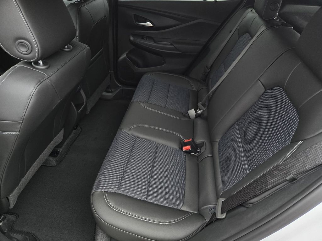 New 2026 Buick Envista Preferred SUV