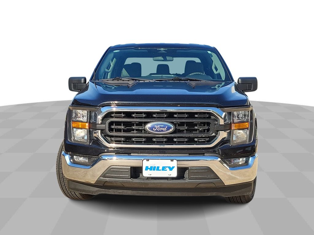 2023 Ford F-150 XLT photo 3