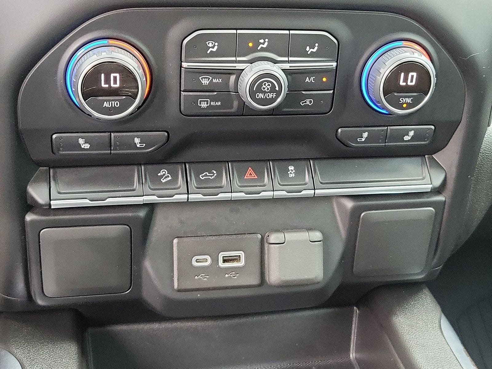 2022 Chevrolet Silverado 1500 Limited LT Trail Boss - Photo 33