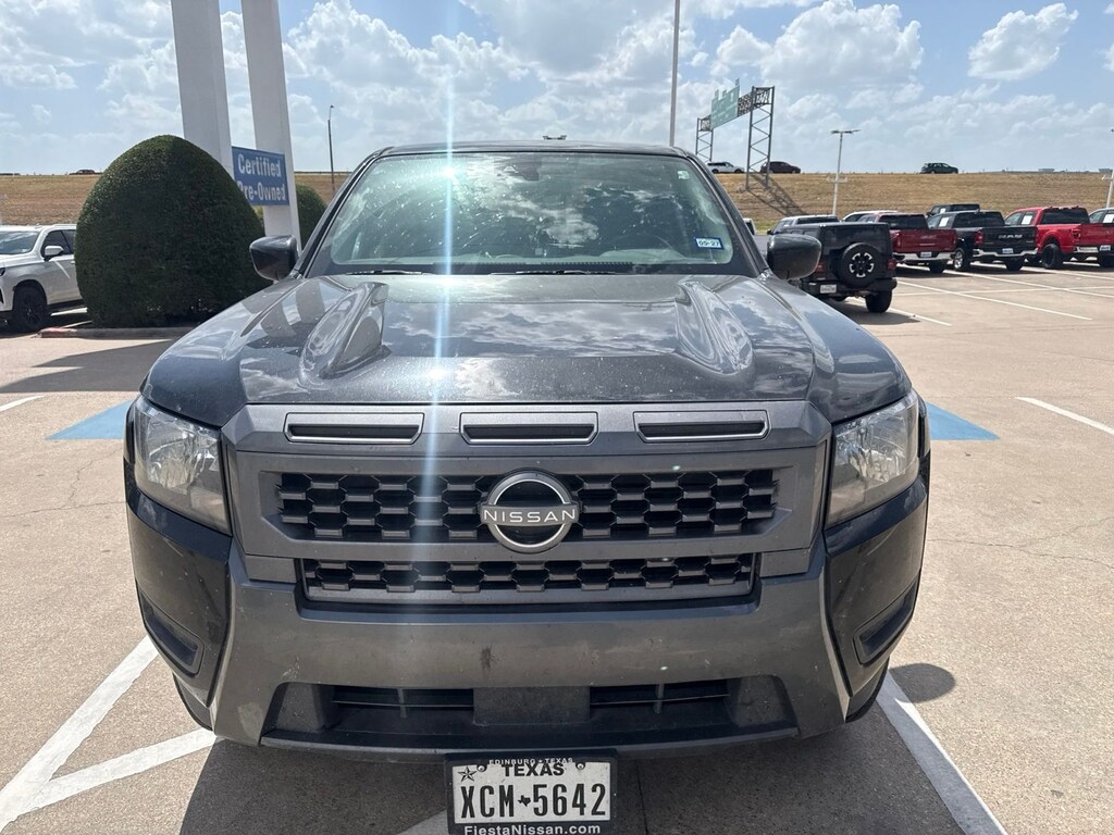 Used 2025 Nissan Frontier SV Truck Crew Cab
