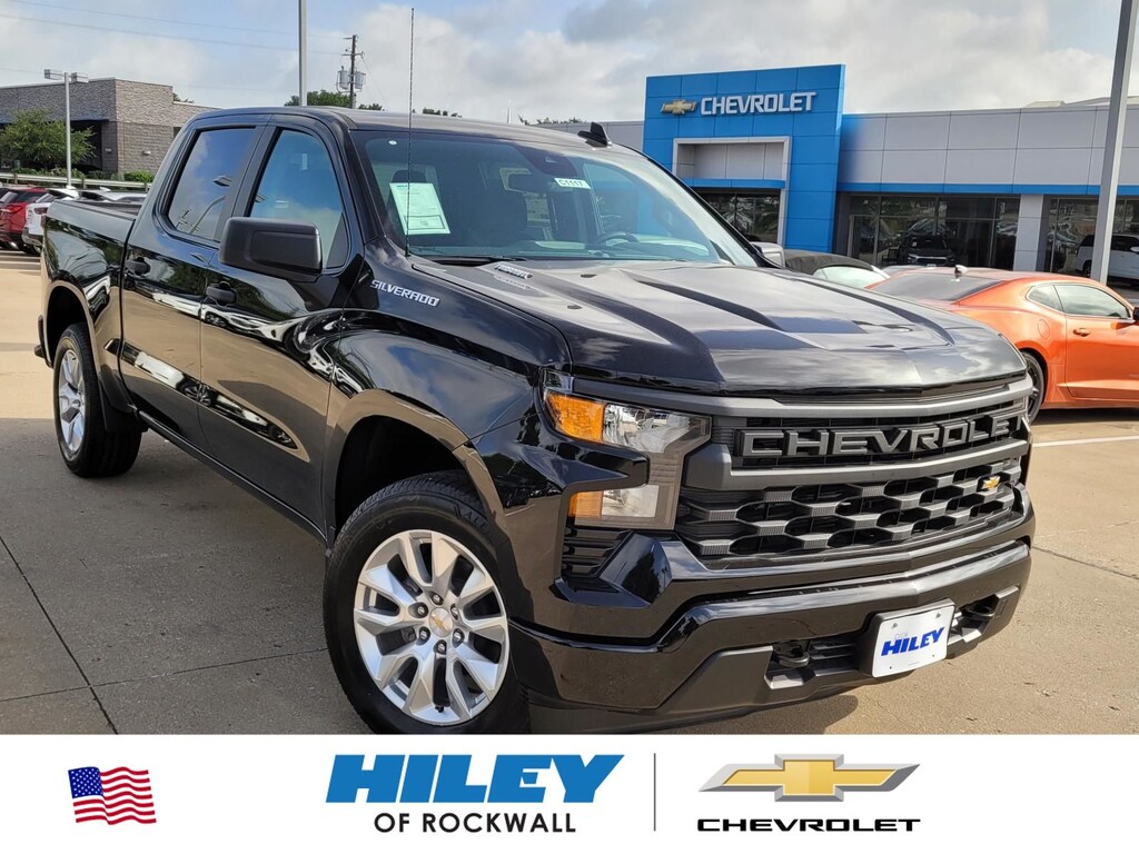 New 2026 Chevrolet Silverado 1500 Custom Truck