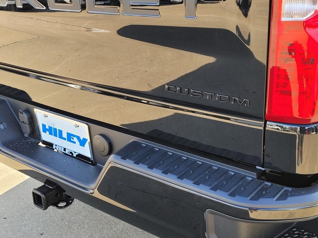 New 2026 Chevrolet Silverado 1500 Custom Truck