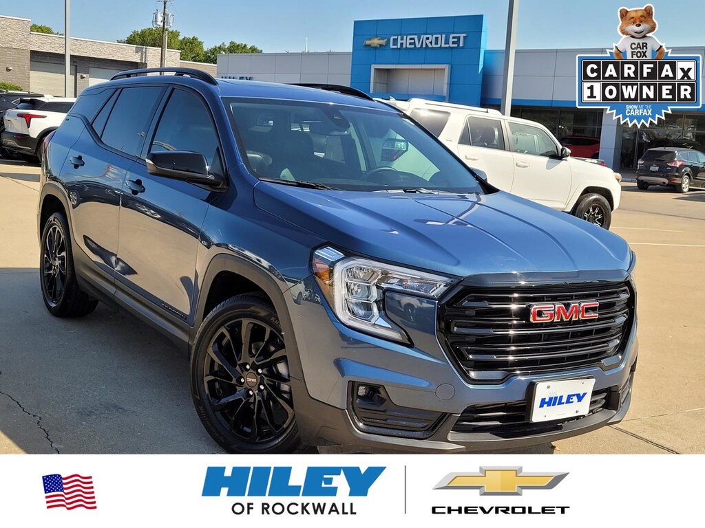 Used 2024 GMC Terrain SLT SUV