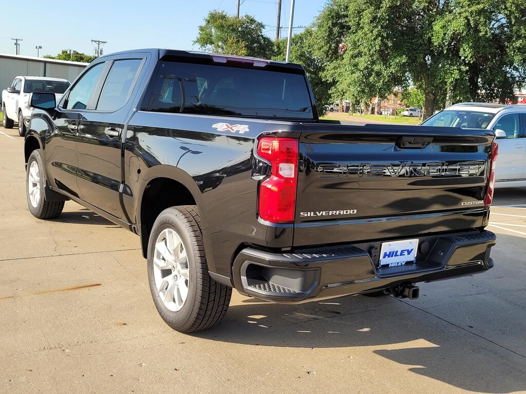 New 2026 Chevrolet Silverado 1500 Custom Truck
