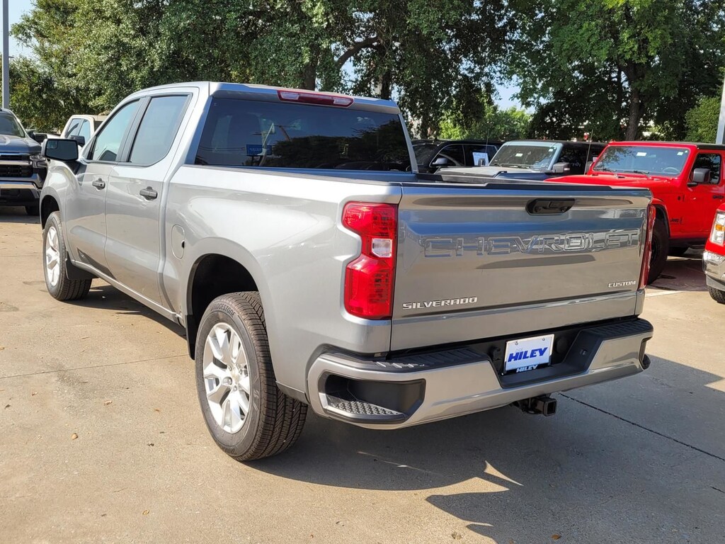 New 2026 Chevrolet Silverado 1500 Custom Truck
