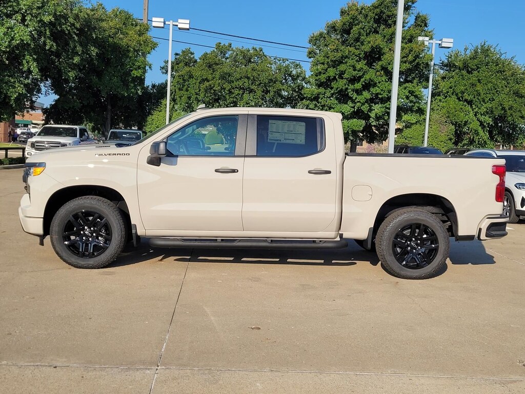 New 2026 Chevrolet Silverado 1500 Custom Truck
