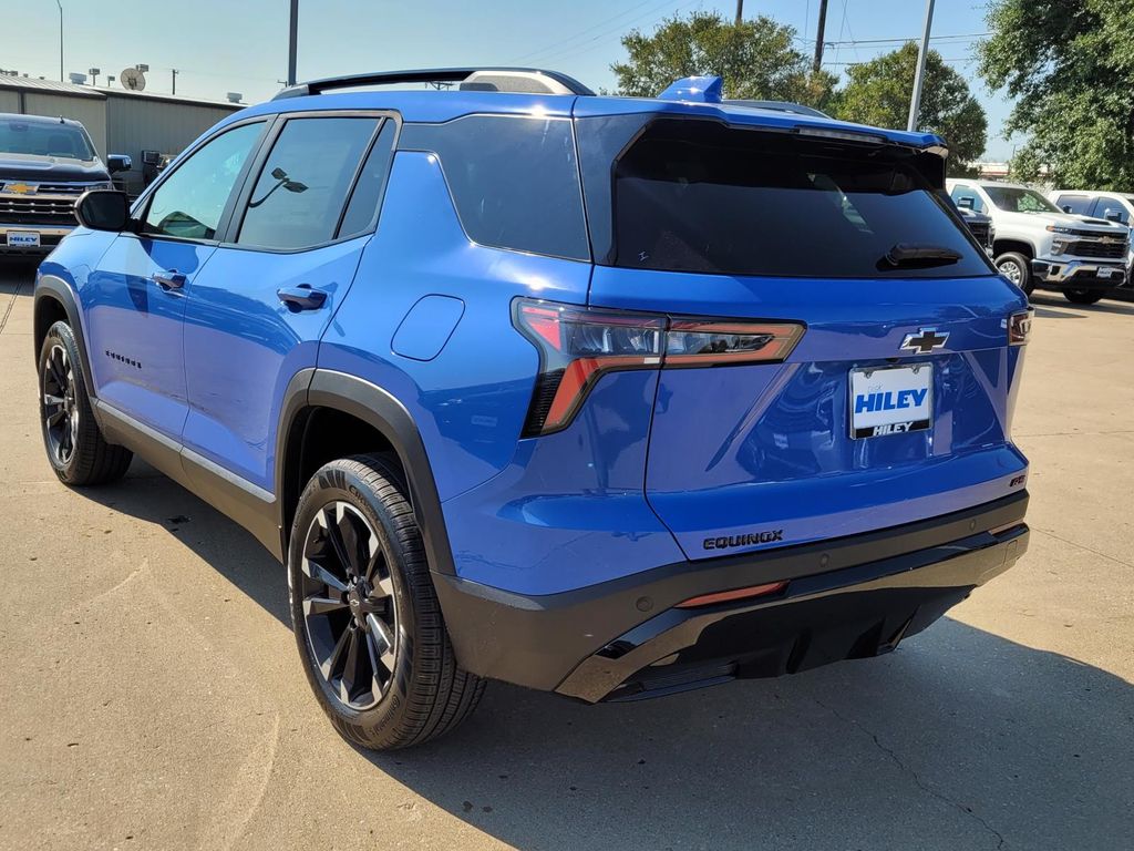 2026 Chevrolet Equinox RS photo 3