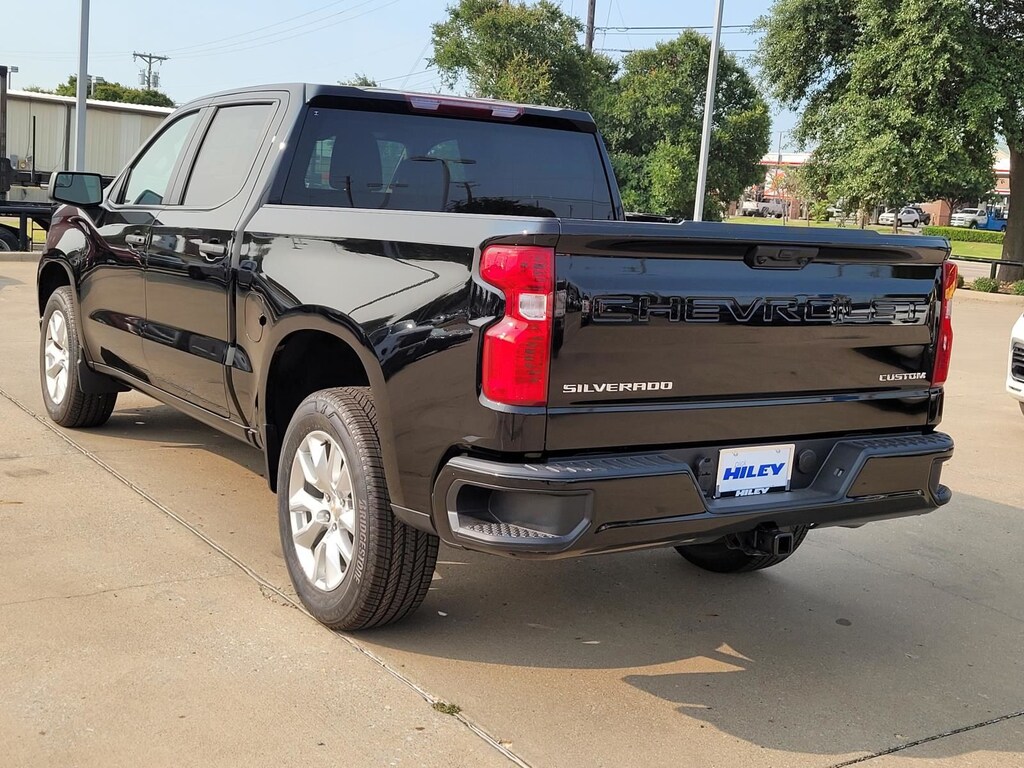 New 2026 Chevrolet Silverado 1500 Custom Truck