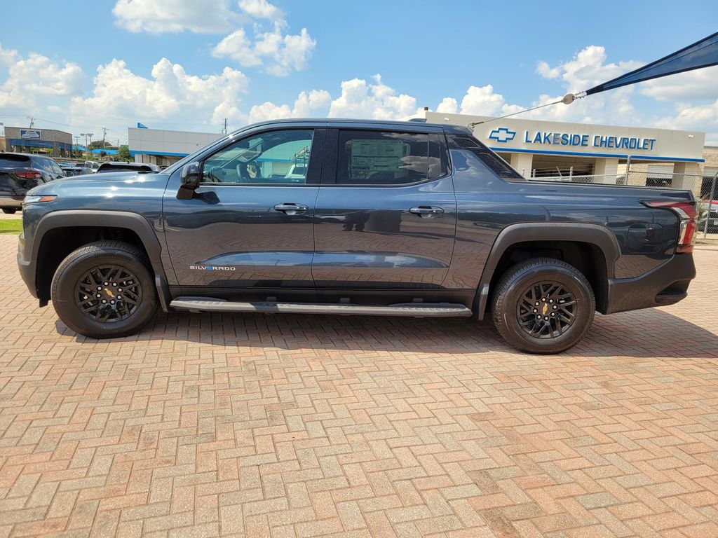2026 Chevrolet Silverado EV LT photo 2
