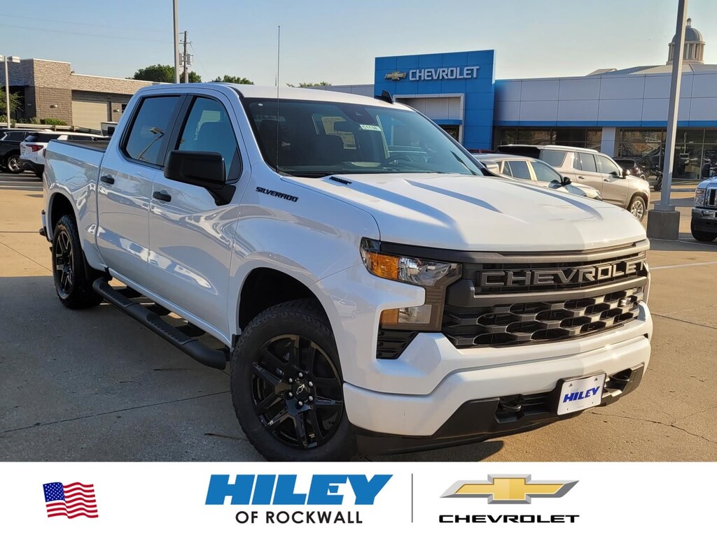 New 2026 Chevrolet Silverado 1500 Custom Truck