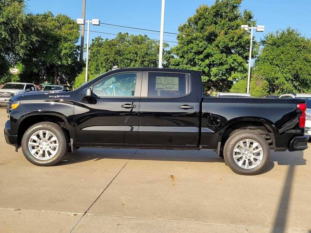 New 2026 Chevrolet Silverado 1500 Custom Truck