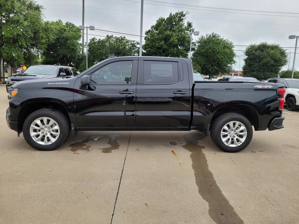 New 2026 Chevrolet Silverado 1500 Custom Truck